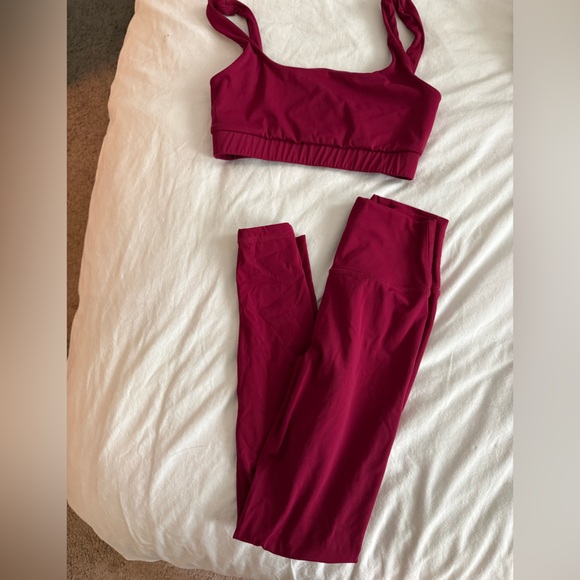 Strut this active set - Picture 5 of 5